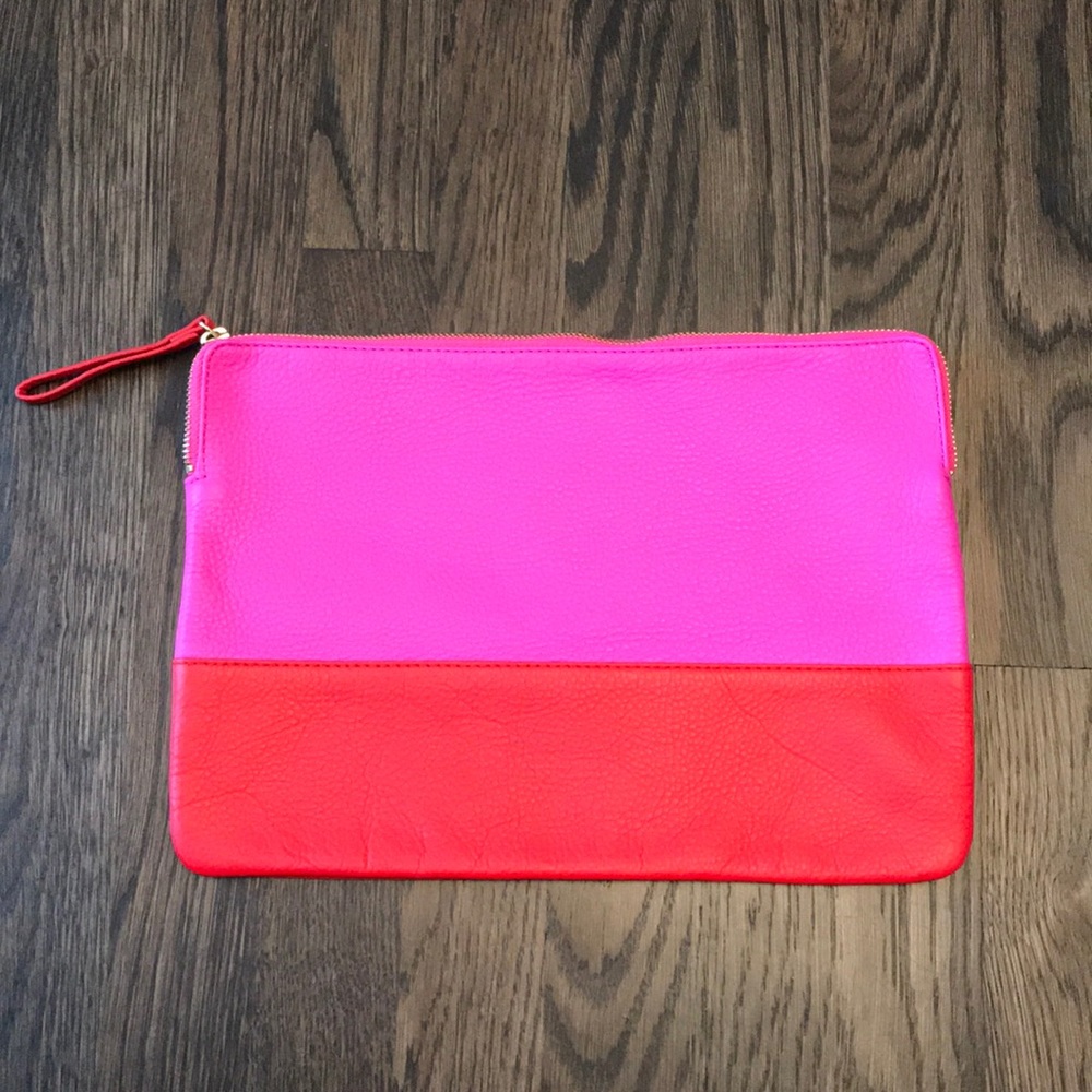 Gap Clutch/purse